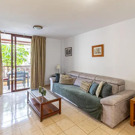 Peaceful One Bedroom *